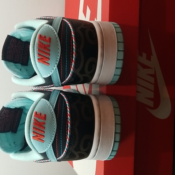 Nike Dunk Low Retro SE "Barber Shop-Black" - Picture 7 of 8